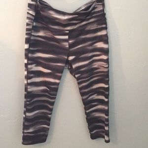 Athleta Crop Legging